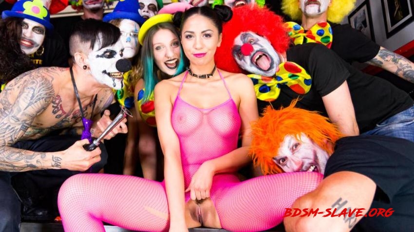 Intense clown BDSM group torture with gorgeous Romanian Julia De Lucia Actress - Julia De Lucia, Emilio Ardana (CrowdBondage) [FullHD/2018]